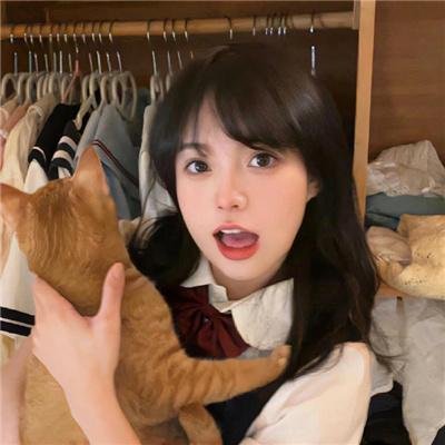 俏佣与我